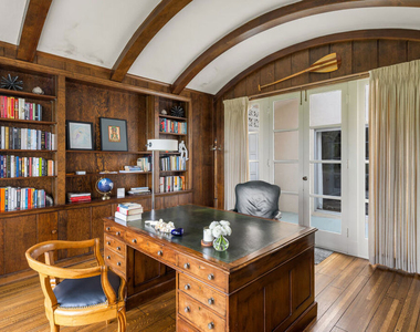 205 Georgina Avenue - Photo Thumbnail 4