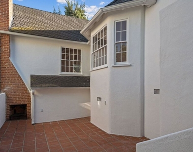 10527 Le Conte Avenue - Photo Thumbnail 41