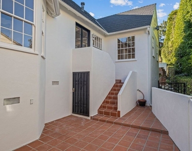 10527 Le Conte Avenue - Photo Thumbnail 42