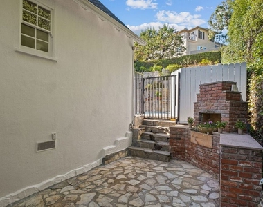 10527 Le Conte Avenue - Photo Thumbnail 40