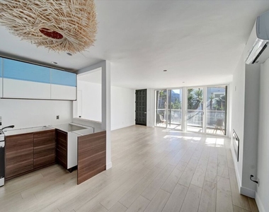 15 Spinnaker Street - Photo Thumbnail 12