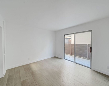 15 Spinnaker Street - Photo Thumbnail 20