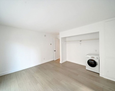 15 Spinnaker Street - Photo Thumbnail 22