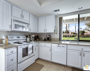 223 Serena Drive - Photo Thumbnail 7