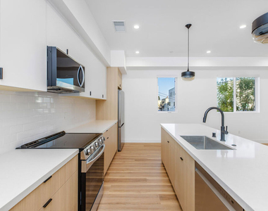 5225 W 20th Street - Photo Thumbnail 5