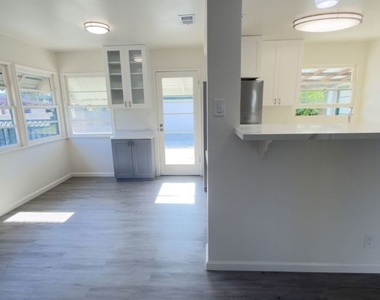 6403 Barela Avenue - Photo Thumbnail 4