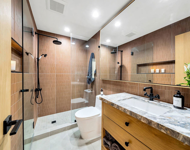 1033 Carol Drive - Photo Thumbnail 14