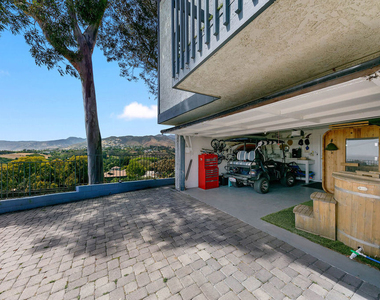 29239 Heathercliff Road - Photo Thumbnail 10