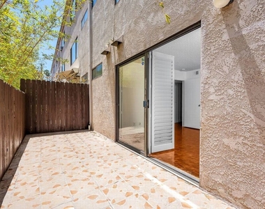 938 5th Street - Photo Thumbnail 8