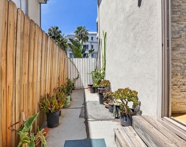 184 N Crescent Drive - Photo Thumbnail 18