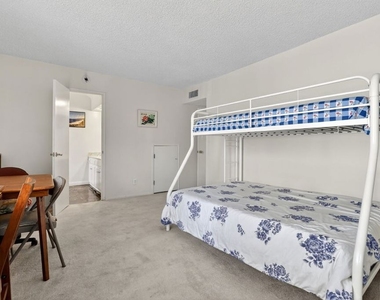 184 N Crescent Drive - Photo Thumbnail 37