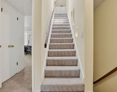 184 N Crescent Drive - Photo Thumbnail 40