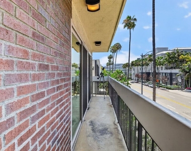 184 N Crescent Drive - Photo Thumbnail 30