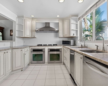 184 N Crescent Drive - Photo Thumbnail 20