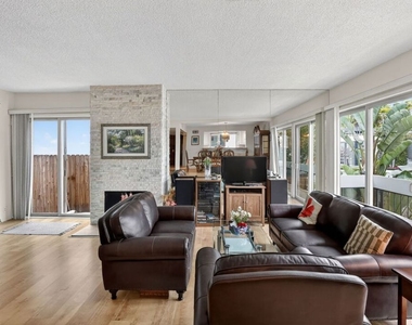 184 N Crescent Drive - Photo Thumbnail 11