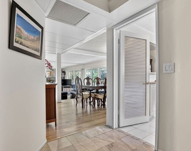 184 N Crescent Drive - Photo Thumbnail 5