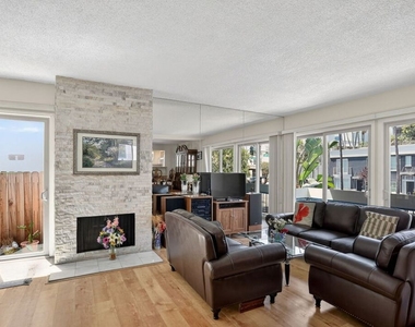 184 N Crescent Drive - Photo Thumbnail 16