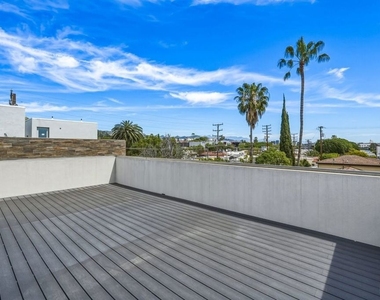 1041 N Spaulding Avenue - Photo Thumbnail 36
