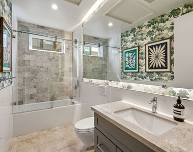 1041 N Spaulding Avenue - Photo Thumbnail 17