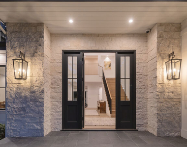 550 Spoleto Drive - Photo Thumbnail 32