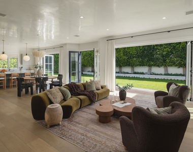 550 Spoleto Drive - Photo Thumbnail 11
