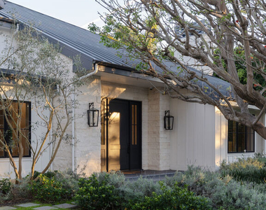 550 Spoleto Drive - Photo Thumbnail 28
