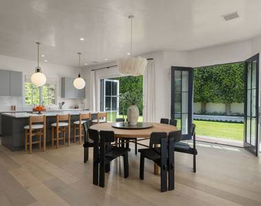 550 Spoleto Drive - Photo Thumbnail 12