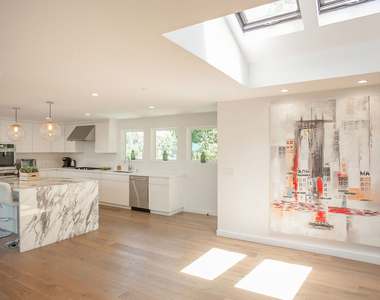 3751 Multiview Drive - Photo Thumbnail 12