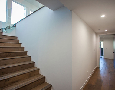 3751 Multiview Drive - Photo Thumbnail 50