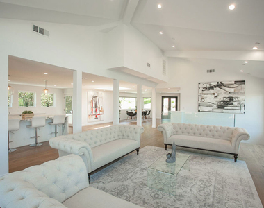 3751 Multiview Drive - Photo Thumbnail 18