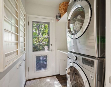 10576 Lindbrook Drive - Photo Thumbnail 54