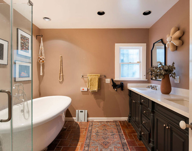 127 N Gower Street - Photo Thumbnail 19