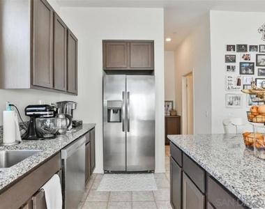 1455 Banahaw Way - Photo Thumbnail 9