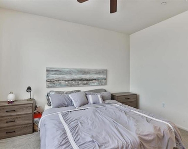 1455 Banahaw Way - Photo Thumbnail 12