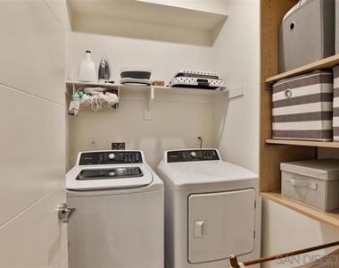 1455 Banahaw Way - Photo Thumbnail 10