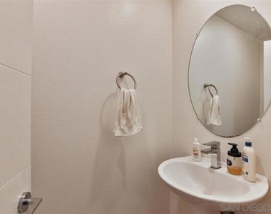 1455 Banahaw Way - Photo Thumbnail 4
