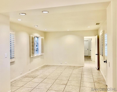 5505 Codorniz (gate House) - Photo Thumbnail 7