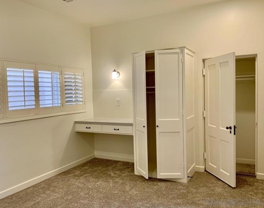 5505 Codorniz (gate House) - Photo Thumbnail 12