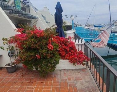 9 Antigua Ct - Photo Thumbnail 9