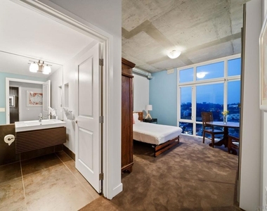 1080 Park Blvd - Photo Thumbnail 17