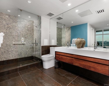 1080 Park Blvd - Photo Thumbnail 14