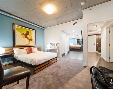 1080 Park Blvd - Photo Thumbnail 10