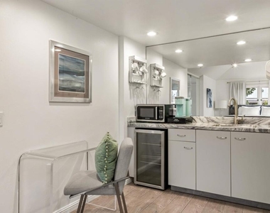 1264 Prospect Street - Photo Thumbnail 8