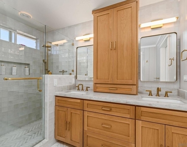 1753 Reichert Way - Photo Thumbnail 22
