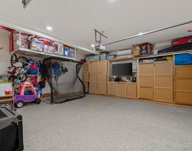 1753 Reichert Way - Photo Thumbnail 35