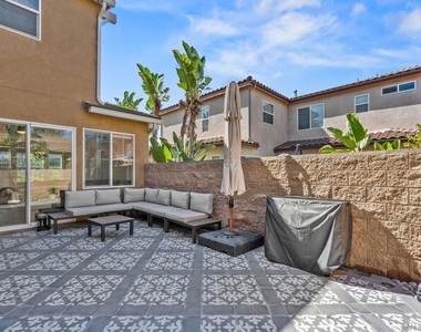 1753 Reichert Way - Photo Thumbnail 18