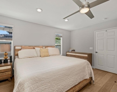 1753 Reichert Way - Photo Thumbnail 19