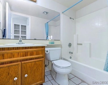 8733 Elford Ct - Photo Thumbnail 17