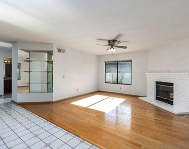 8733 Elford Ct - Photo Thumbnail 9
