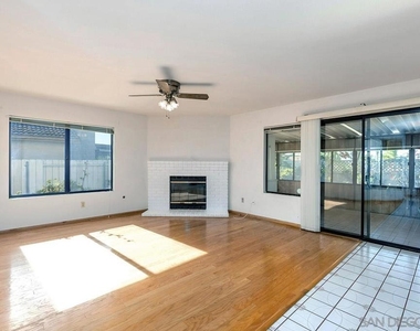 8733 Elford Ct - Photo Thumbnail 8